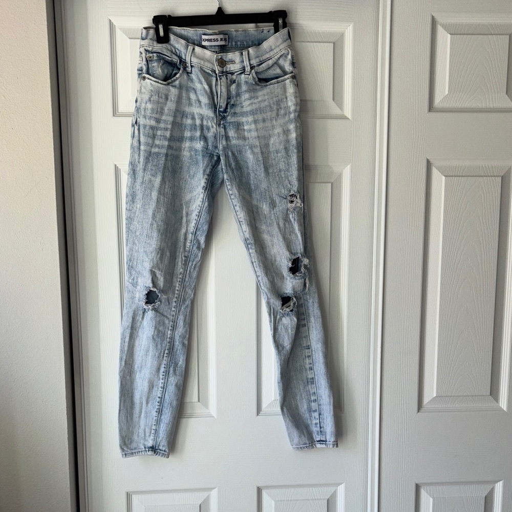 Express Jeans, Light Wash Distressed Skinny